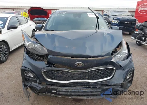 2020 Kia Sportage Lx z USA, uszkodzony, nr VIN KNDPMCAC6L7825128